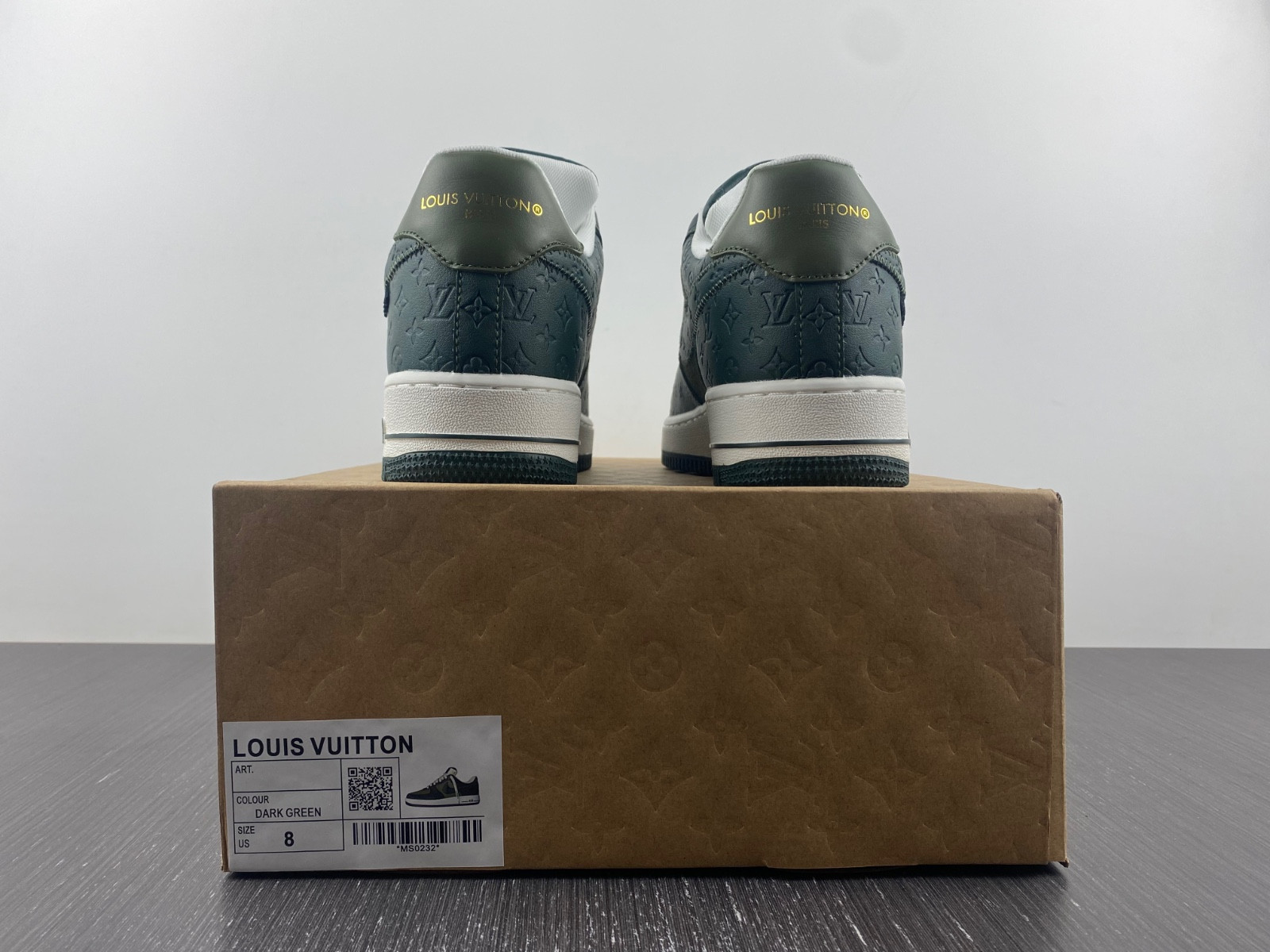 lvt x nike air force1