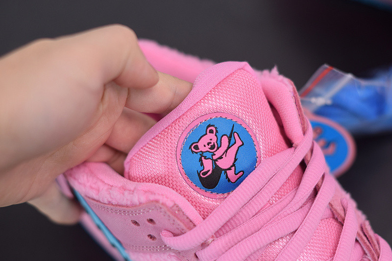 grateful dead x nike sb dunk low “pink bear” cj5378-600