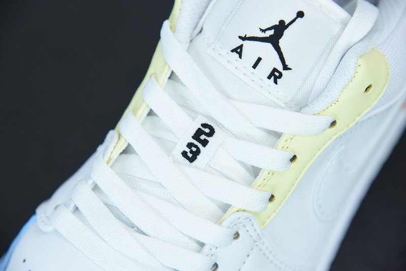 air jordan 1 low to my first coach dj6909-100