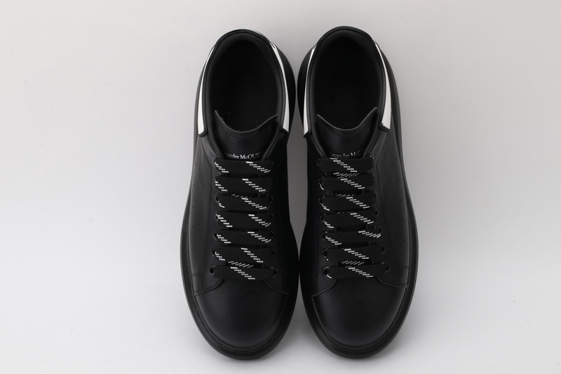alexer mceen sneakers