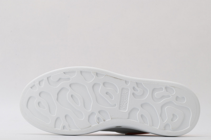 alexer mceen sneakers