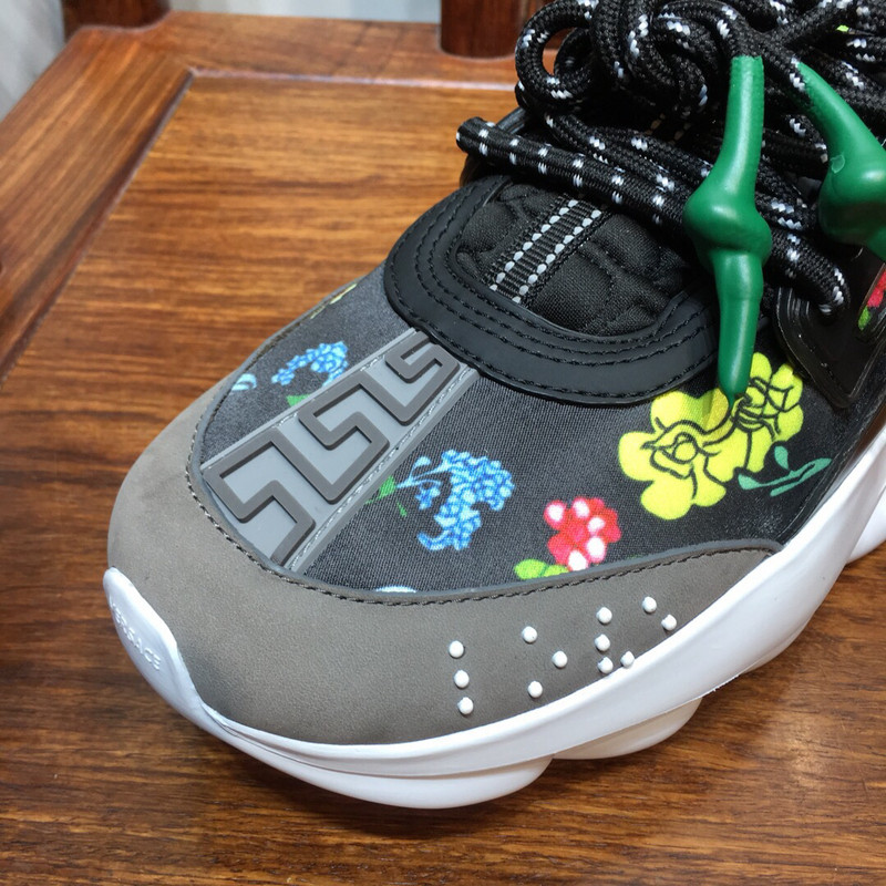 vs chain reaction sneakers