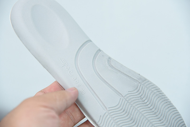 alexer mceen sneakers