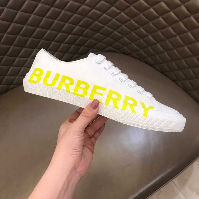 B**rry sneaker