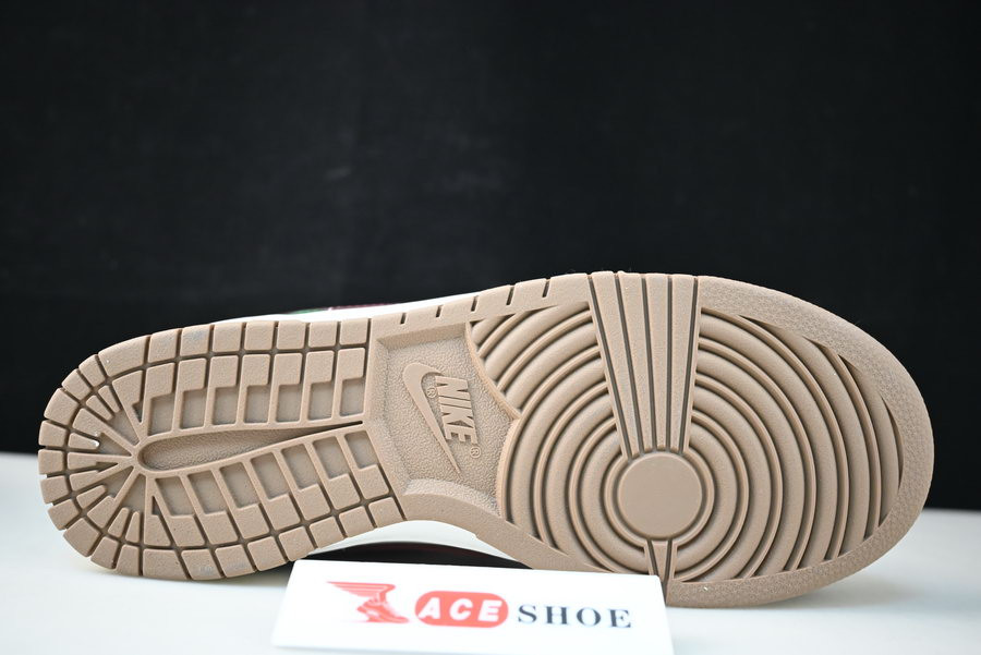 nike dunk low “gorge green” fb7160-161