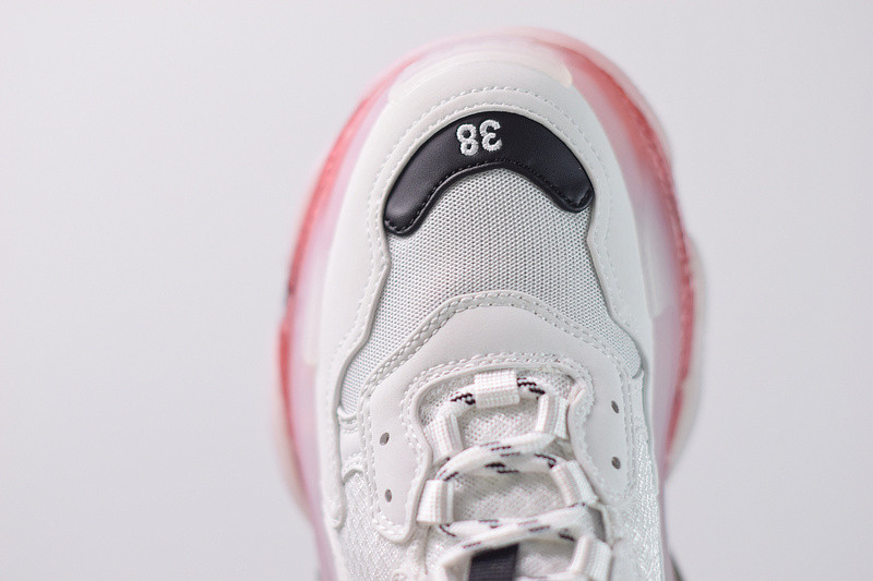 bc triple s trainer 0825 w09o1