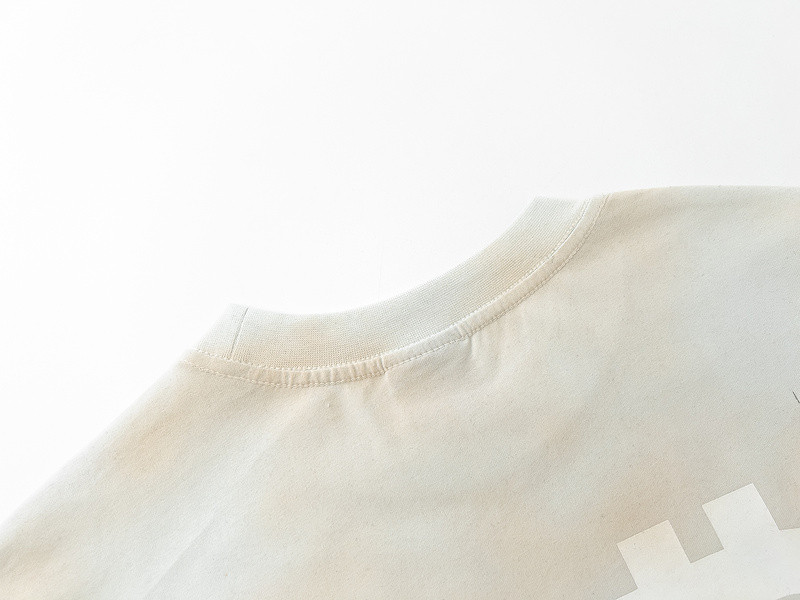 Ba*len*cia*ga clothes