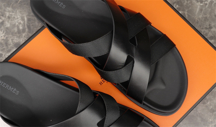 HERMES SLIDE