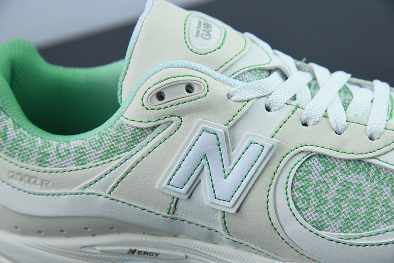 new balance sneaker