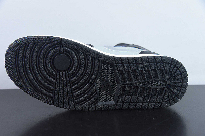 air jordan 1 mid “black chrome” fb9892-002