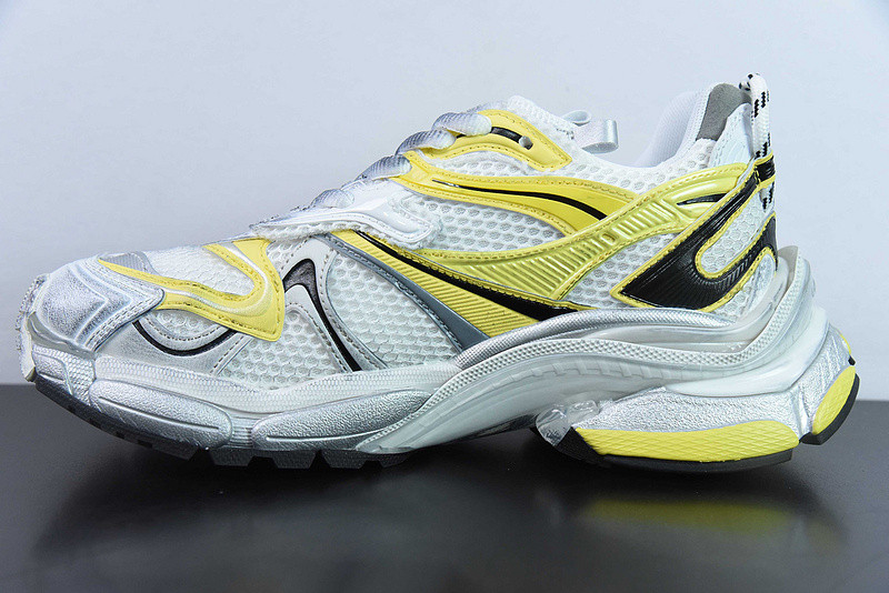 Ba*len*cia*ga runner sneaker