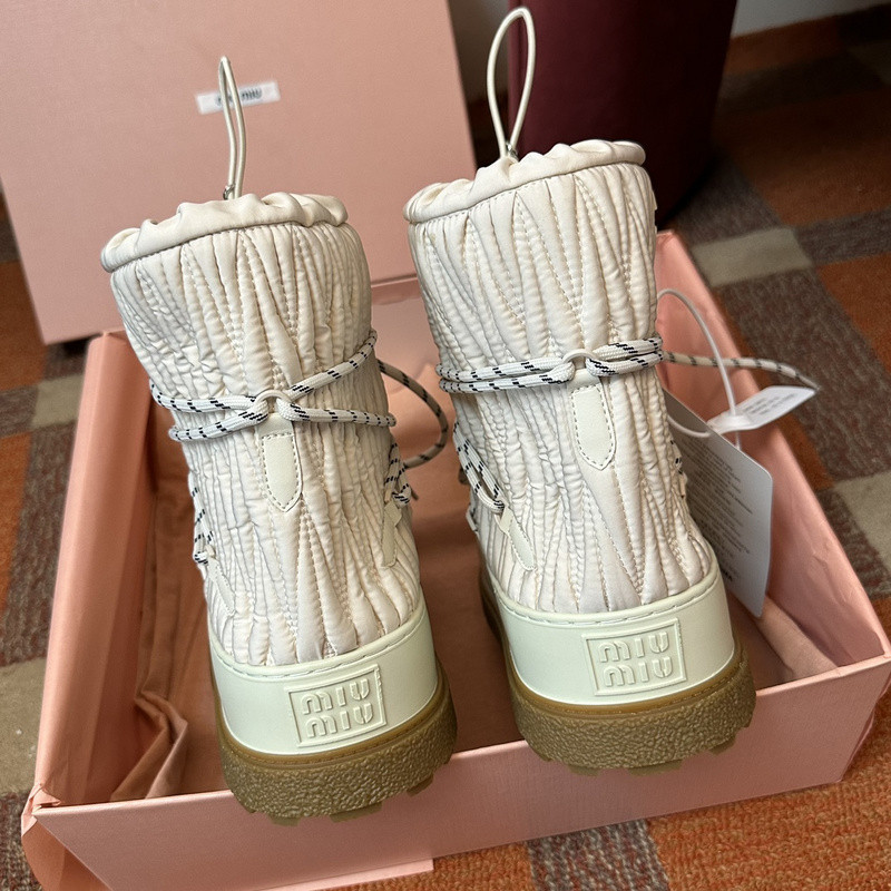 mIUMIU SNEAKER