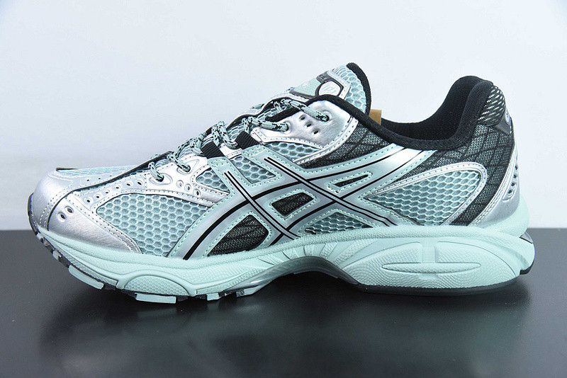 As*ic*s gel-nimbus 10.1 ocean haze 1203a543-400