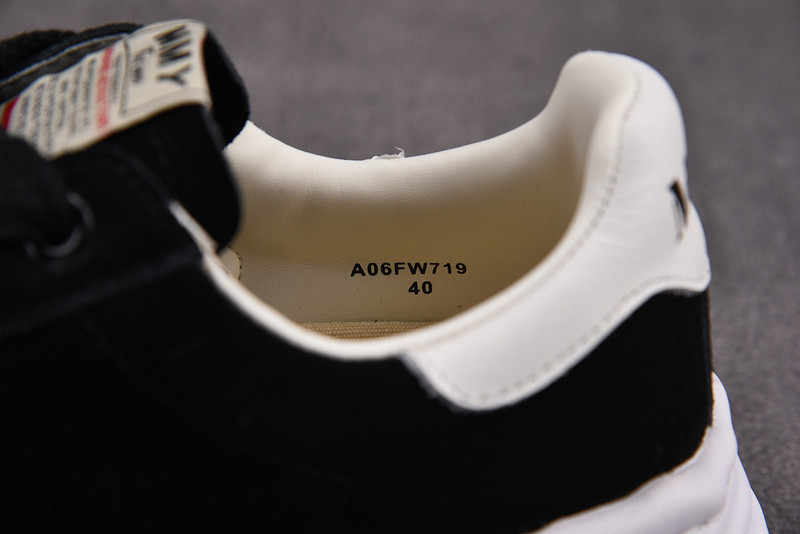 Ma*s*n mihara yasuhiro sneaker