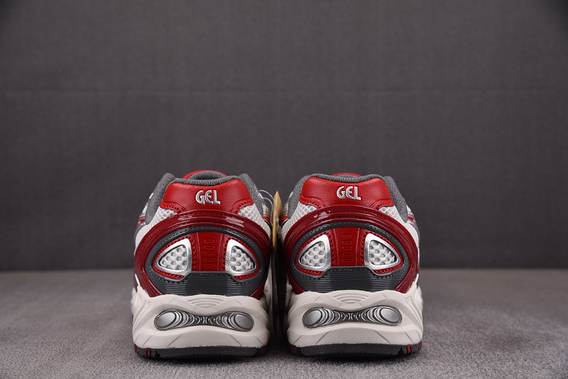 As*ic*s gel-kahana tr v4 