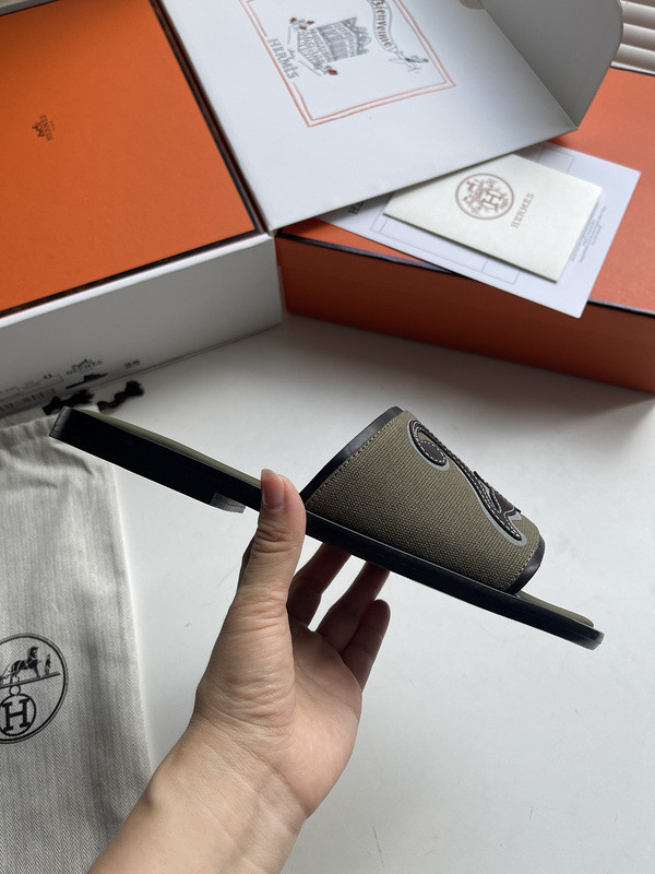 HERMES SLIDE