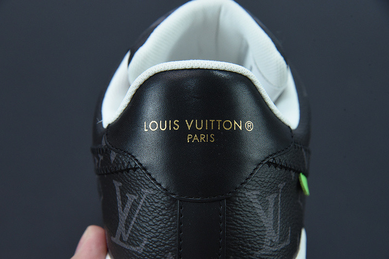 lvt x nike air force1