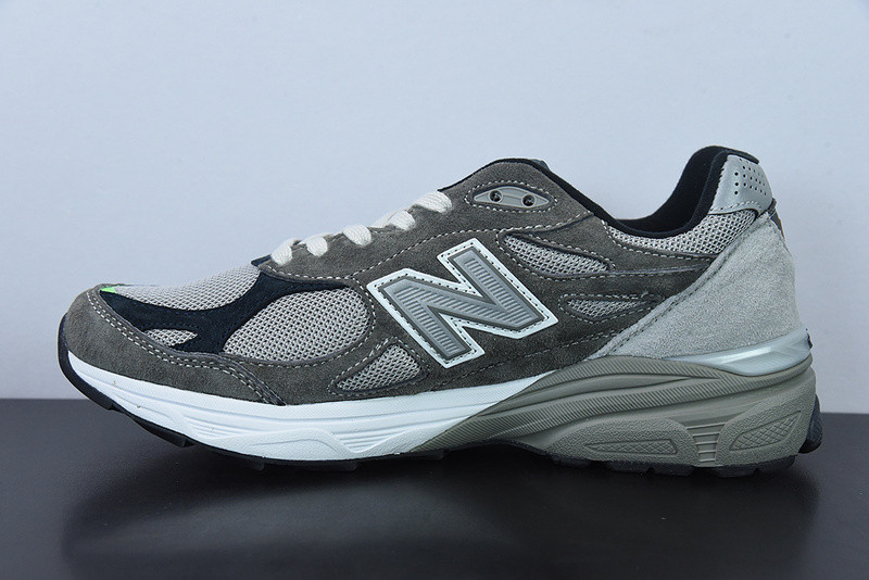 new balance sneaker
