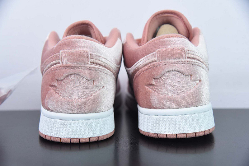 wmns air jordan 1 low se
