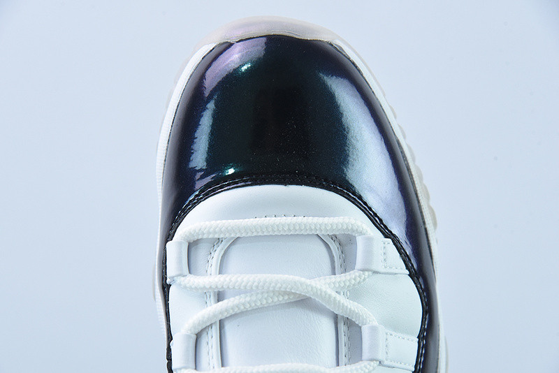 air jordan 11 retro low "emerald" 528895-145