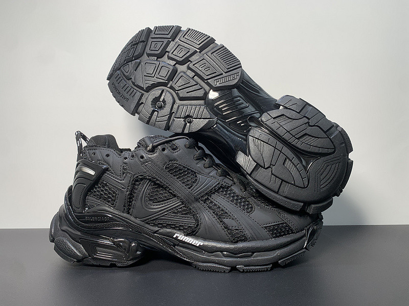 Ba*len*cia*ga runner sneaker
