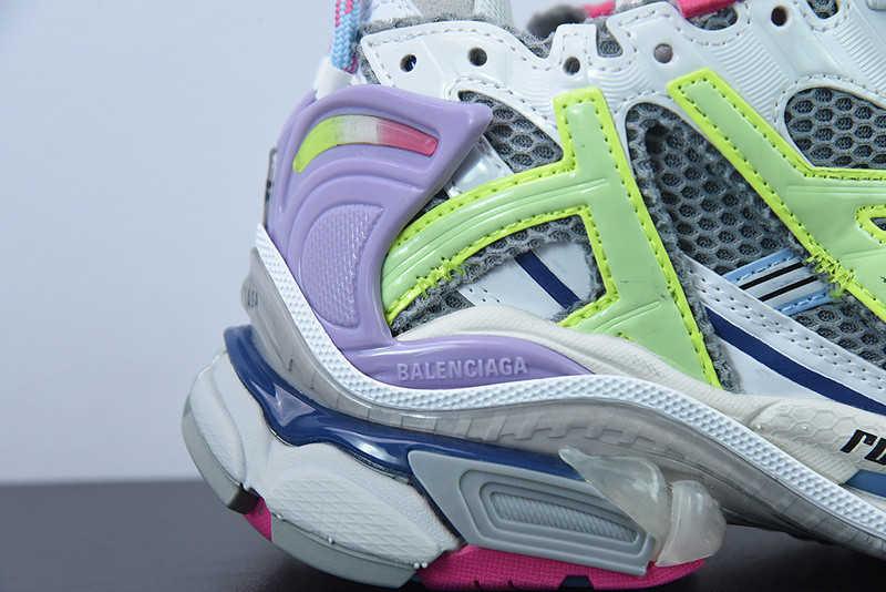 Ba*len*cia*ga runner sneaker