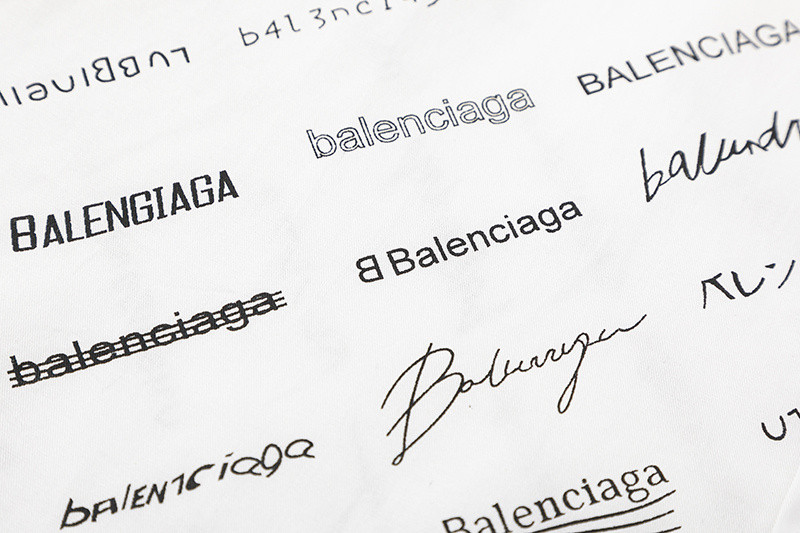 Ba*len*cia*ga clothes
