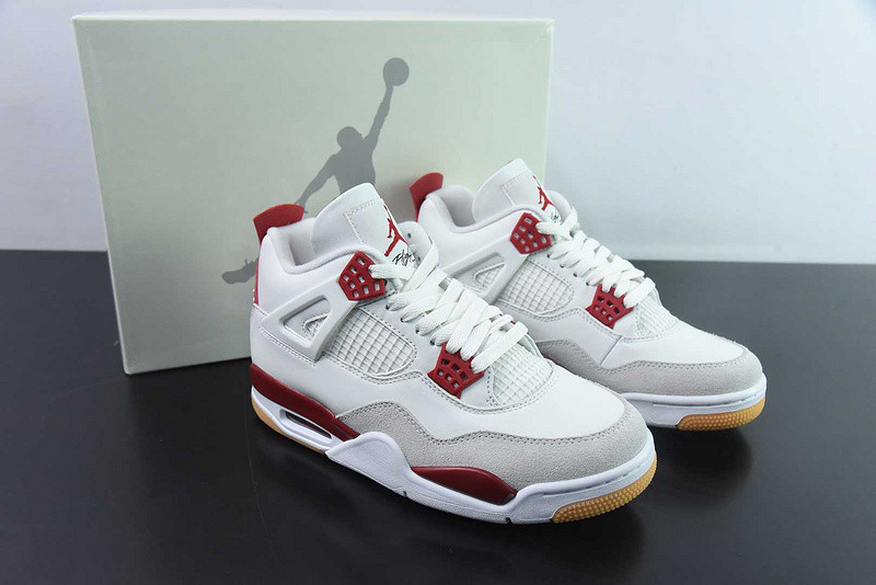 Nike SB x Air Jordan 4 Retro SP