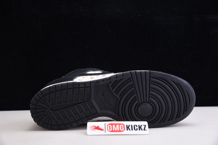 S*p*e x nike sb dunk low white/metallic gold-black dh3228-102